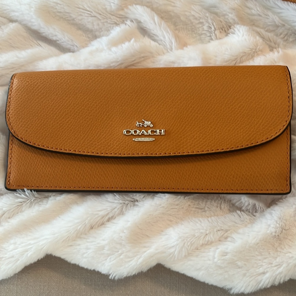 COPY - EUC Coach Tote AND matching wallet. - Picture 3 of 12